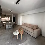 Phil's * Лефкада